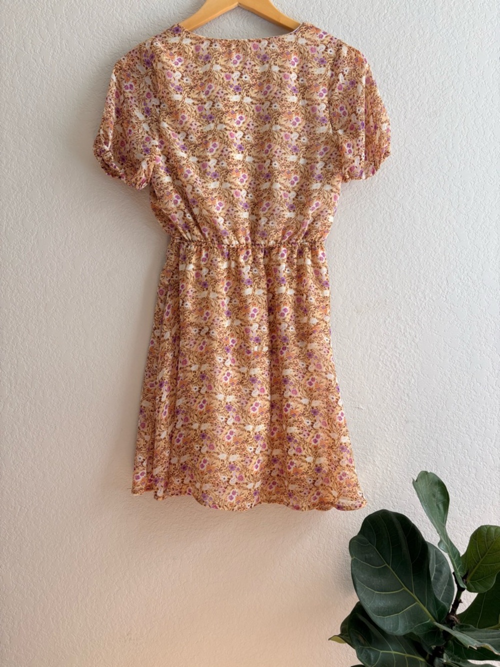 Francesca’s Floral Tie Front Ruffled Mini Dress XS - Picture 4 of 4